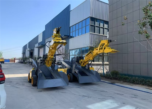 輪式皮帶式挖掘式裝載機